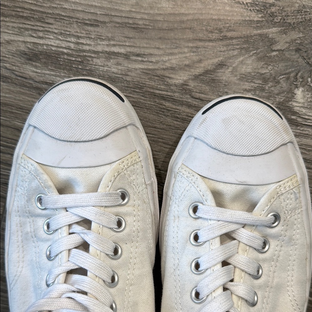 Converse Men’s White Sneakers with Textured Fabric and Rubber Sole - Picture 4 of 6